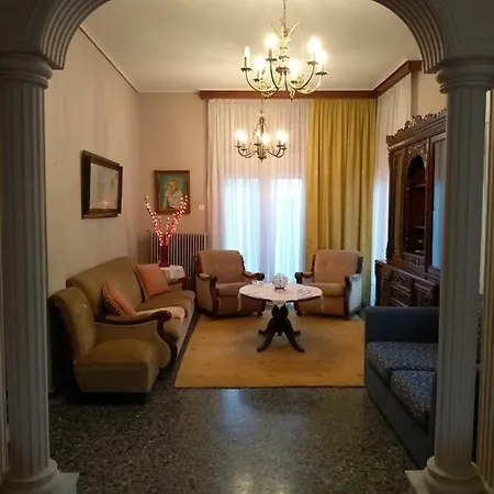 Villa By The River Tríkala